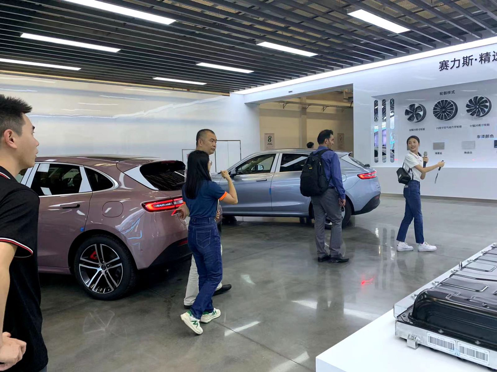 Visit the Seles factory